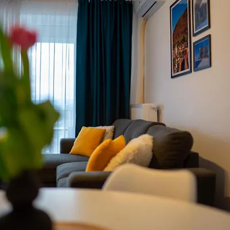 Apartament Alina Coresi
